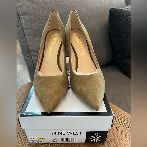 Nine West Heels - Picture 1 of 4